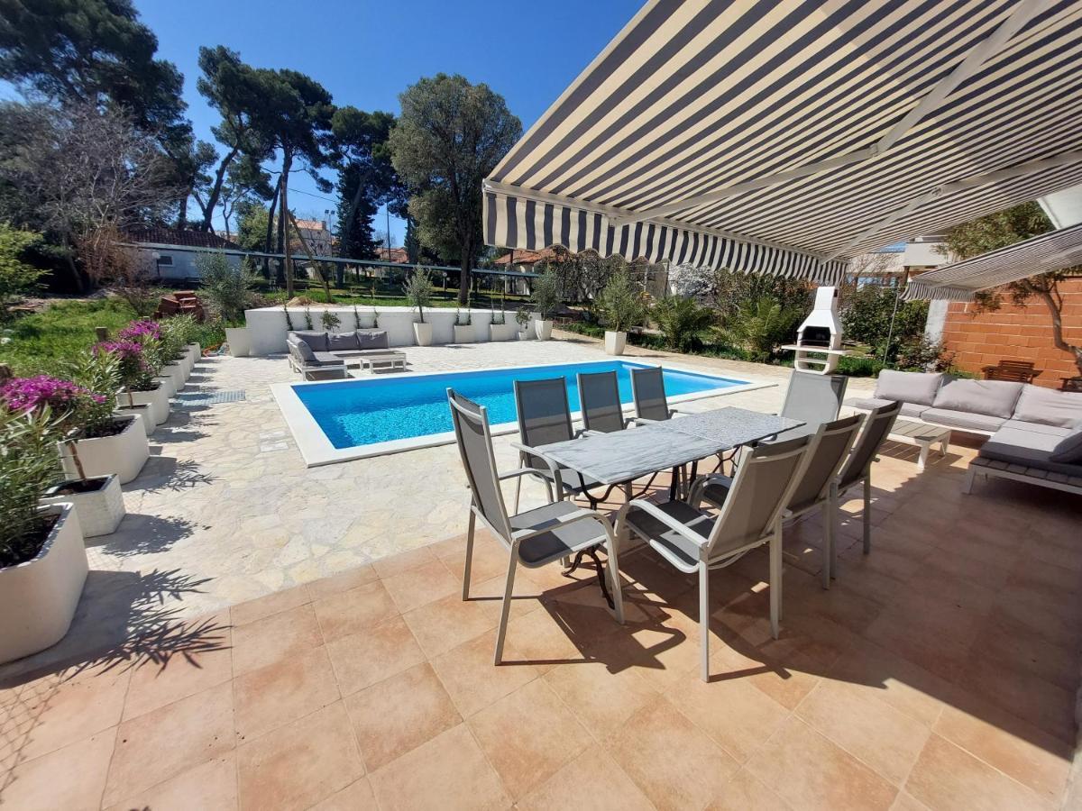 Апартаменты Casa Blanca, Биоград-на-Мору Экстерьер фото